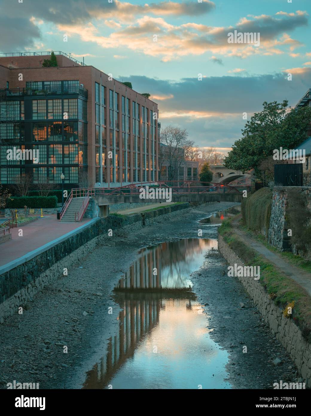 Der C&O Canal bei Sonnenuntergang in Georgetown, Washington, District of Columbia Stockfoto