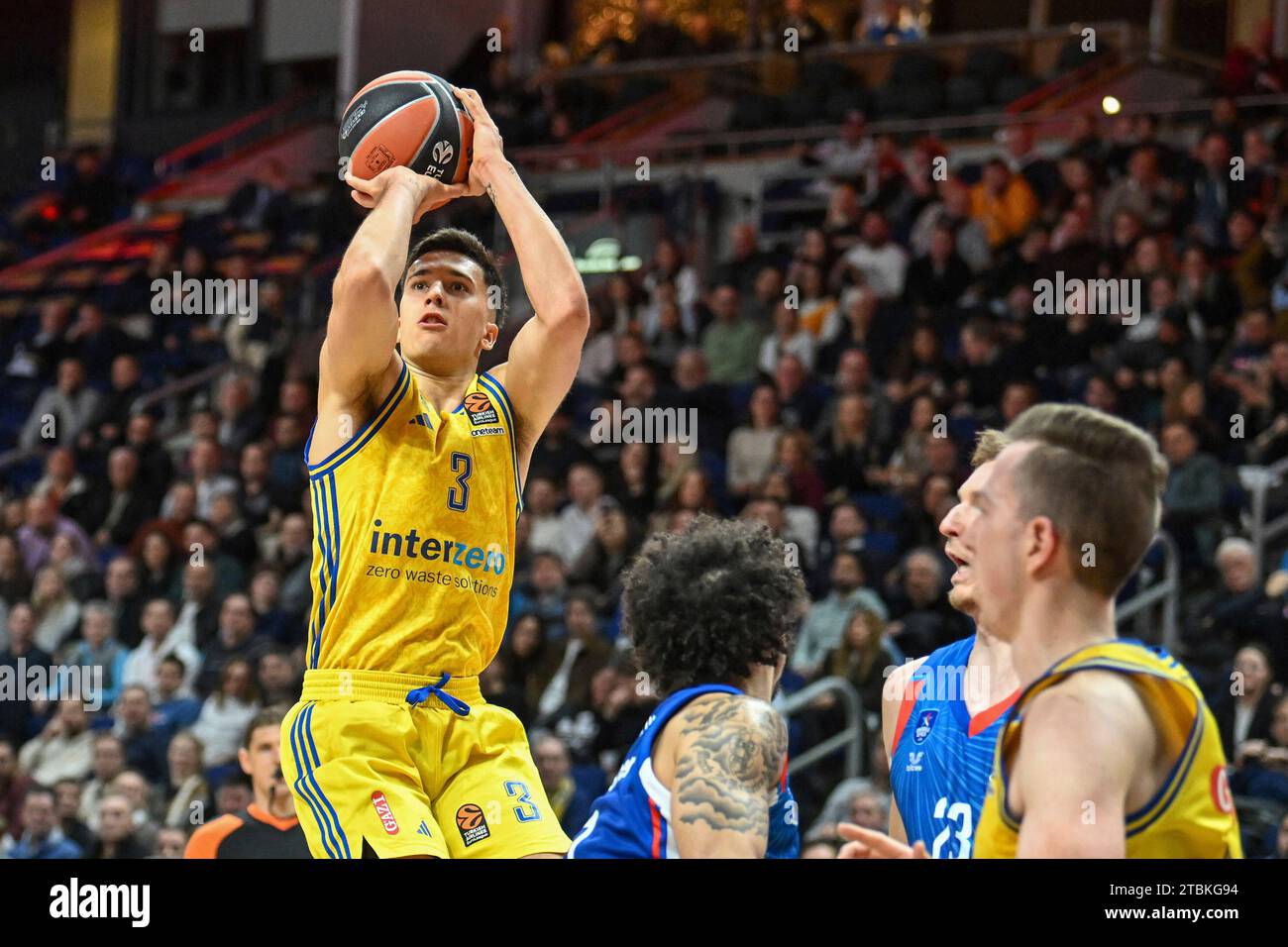 Berlin, Deutschland 07. Dezember 2023: Basketball EuroLeague - 2023/2024 - Alba Berlin gegen Anadolu Efes Istanbul im Bild: Matteo Spagnolo (Alba Berlin) Stockfoto