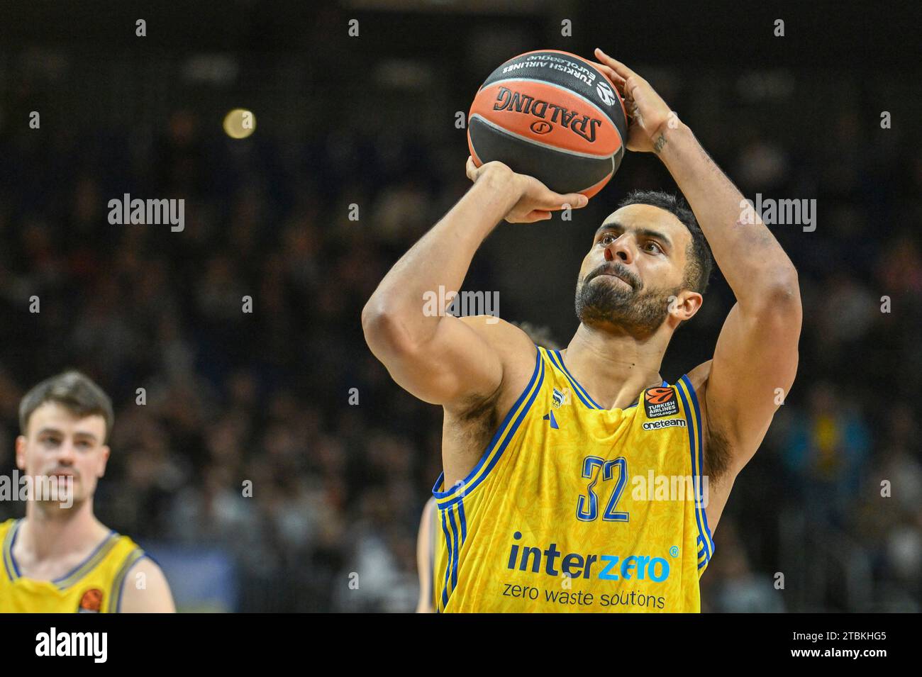 Berlin, Deutschland 07. Dezember 2023: Basketball EuroLeague - 2023/2024 - Alba Berlin gegen Anadolu Efes Istanbul im Bild: Freiwurf Johannes Thiemann (Alba Berlin) Stockfoto