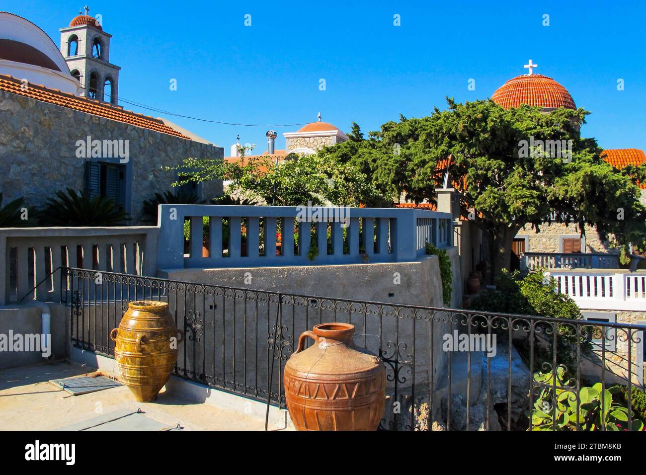 Hinterhof des Kloster von Saint Savvas auf der griechischen Insel Kalymnos Stockfoto