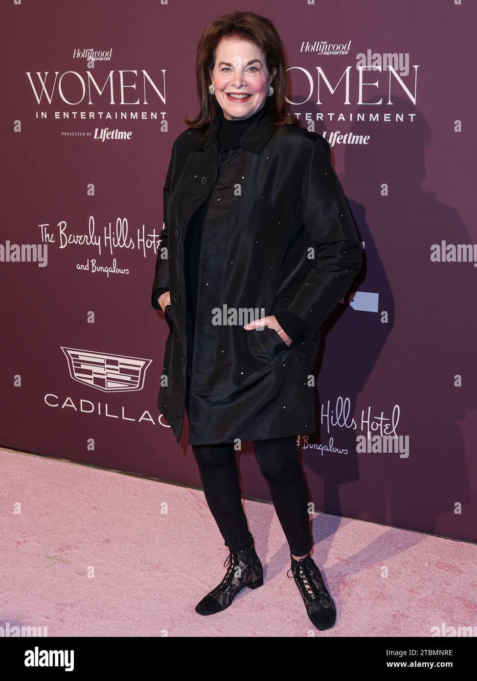 Beverly Hills, Usa. Dezember 2023. BEVERLY HILLS, LOS ANGELES, KALIFORNIEN, USA - 7. DEZEMBER: Sherry Lansing, ehemaliger Manager des US-amerikanischen Filmstudios, trifft auf der Hollywood Reporter's Women in Entertainment Gala 2023 ein, die von Lifetime im Beverly Hills Hotel veranstaltet wird, am 7. Dezember 2023 in Beverly Hills, Los Angeles, Kalifornien, USA. (Foto: Xavier Collin/Image Press Agency) Credit: Image Press Agency/Alamy Live News Stockfoto