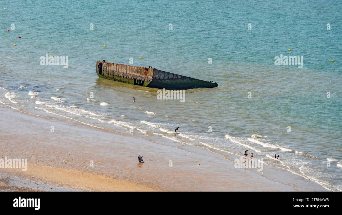 Landschaft am Gold Beach in der Nähe von Arromanches-les-Bains, einer der fünf Gebiete der alliierten Invasion des von Deutschland besetzten Frankreich in der Normandie Stockfoto