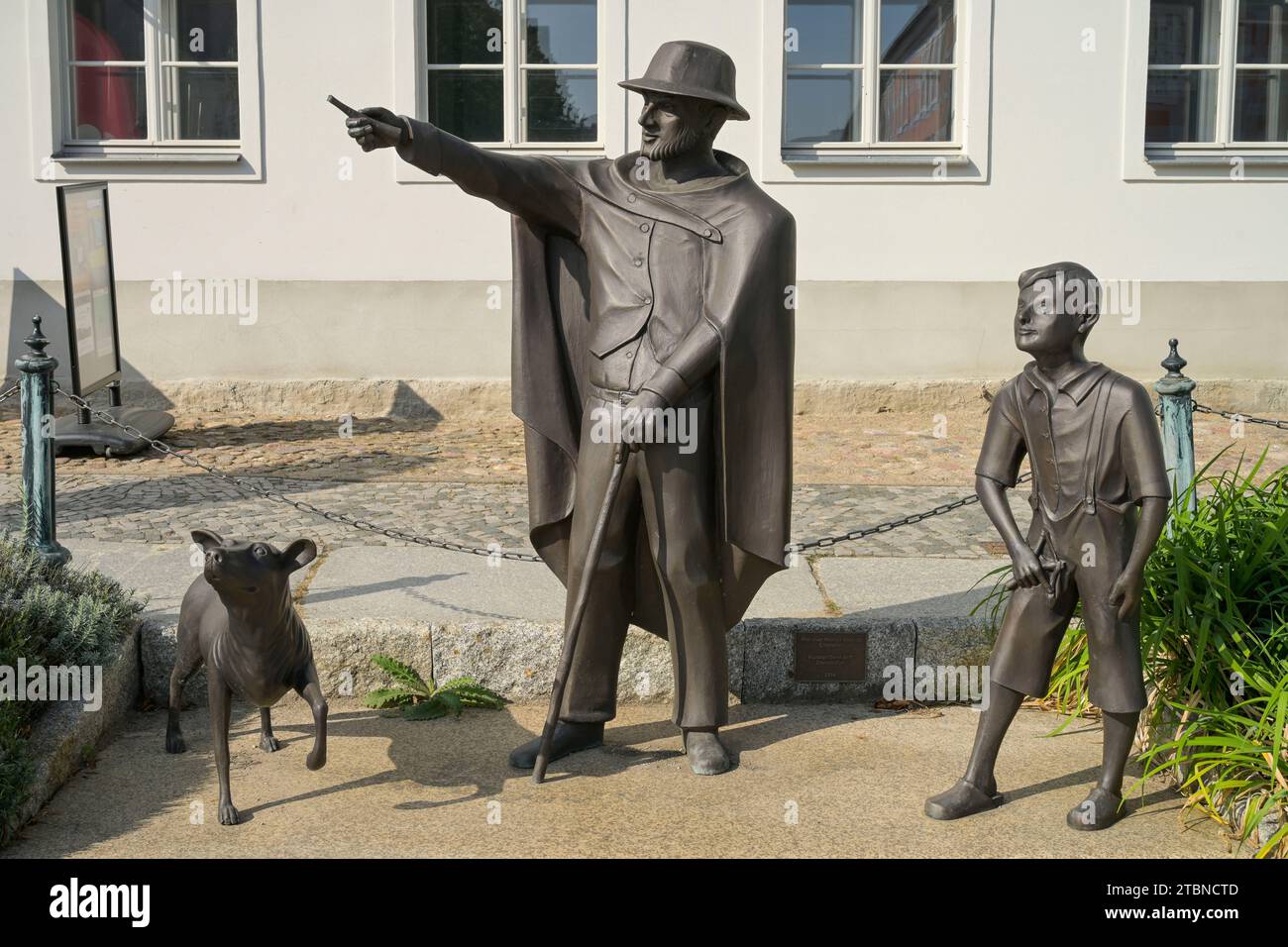 Bronzefiguren aus Ehm Welk „Heiden von Kummerow“, hoher Steinweg, Altstadt, Angermünde, Brandenburg, Deutschland Stockfoto