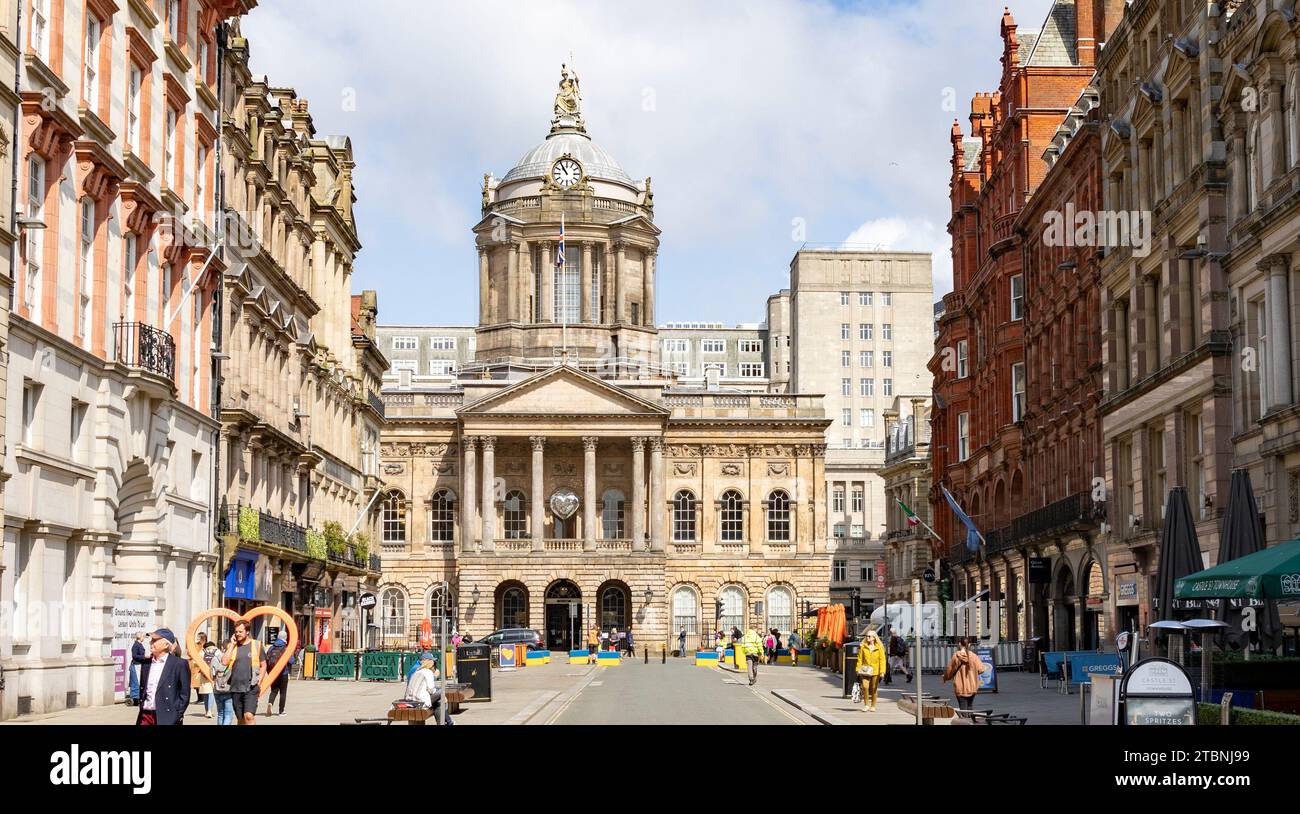 Liverpool, vereinigtes Königreich Mai, 16, 2023 Blick auf die Castle Street mit Blick auf das alte Rathaus von Liverpool. Stockfoto