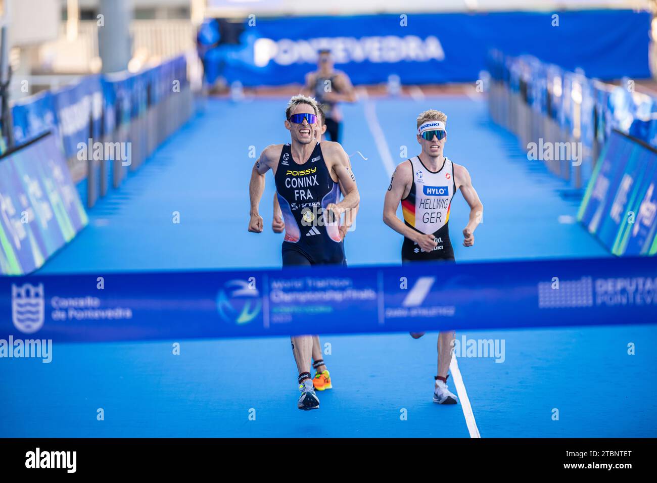 Dorian Coninx gewann in Pontevedra in der Triathlon-Weltmeisterschaft 2023. Stockfoto