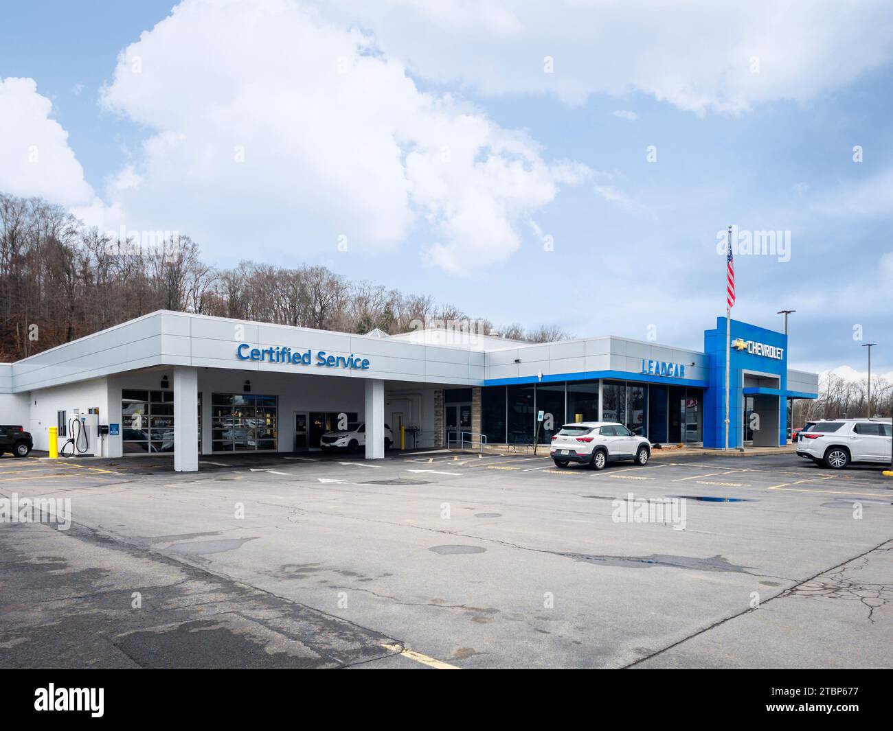 Yorkville, New York – 23. November 2023: LeadCar Chevrolet Yorkville, früher bekannt als Carbone Chevrolet, ist ein autorisierter Chevrolet-Händler in Utic Stockfoto