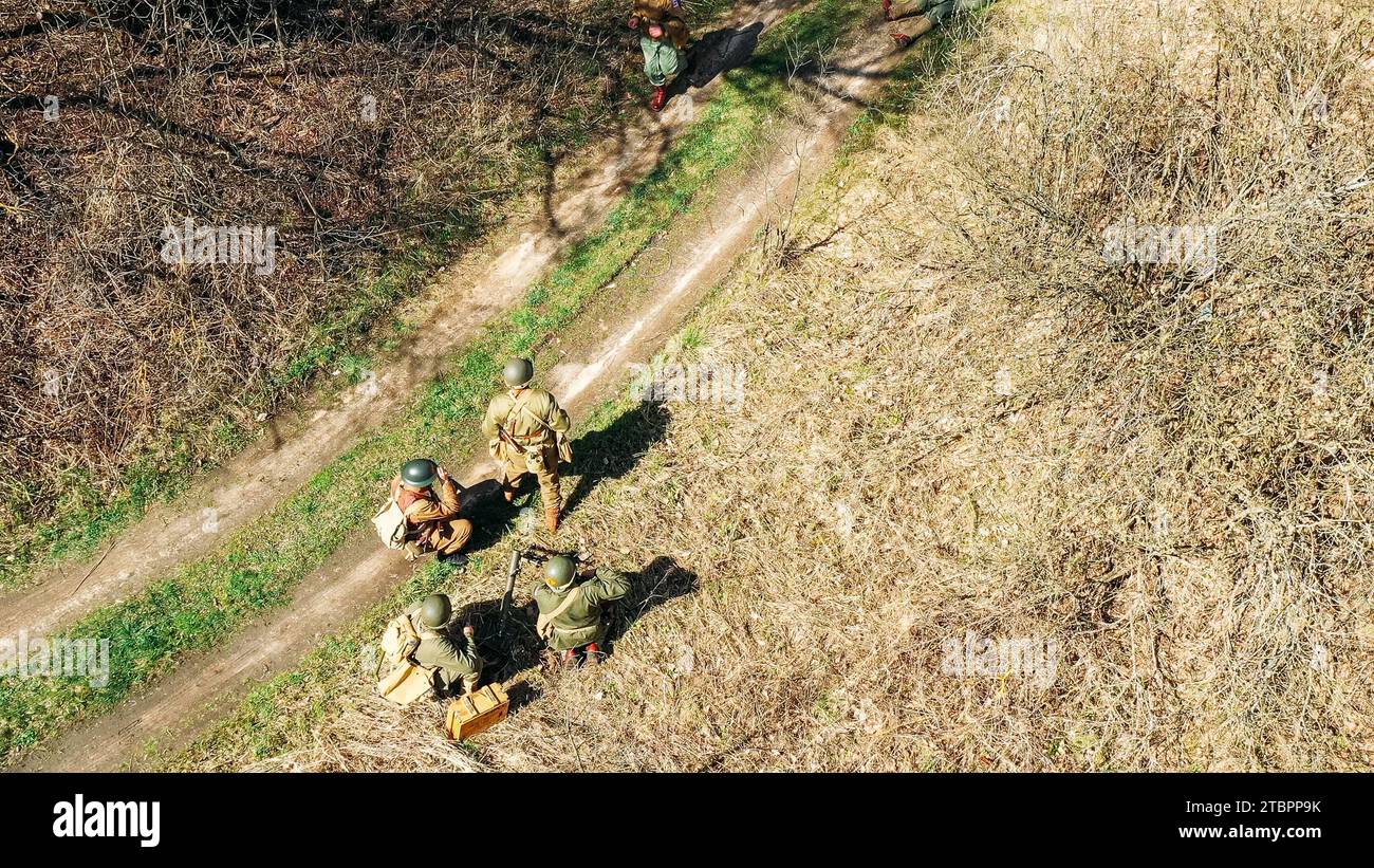 Männer, gekleidet als US-amerikanische Soldaten der USA Infanterie des Weltkriegs Stockfoto