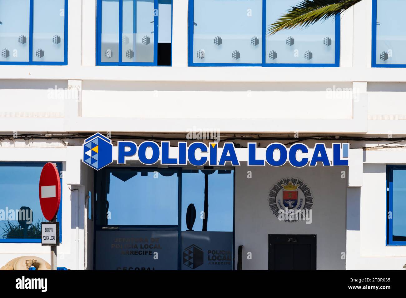 Policia Local, Polizeistation auf Av de Vargas, Arrecife, Lanzarote, Las Palmas, Spanien Stockfoto