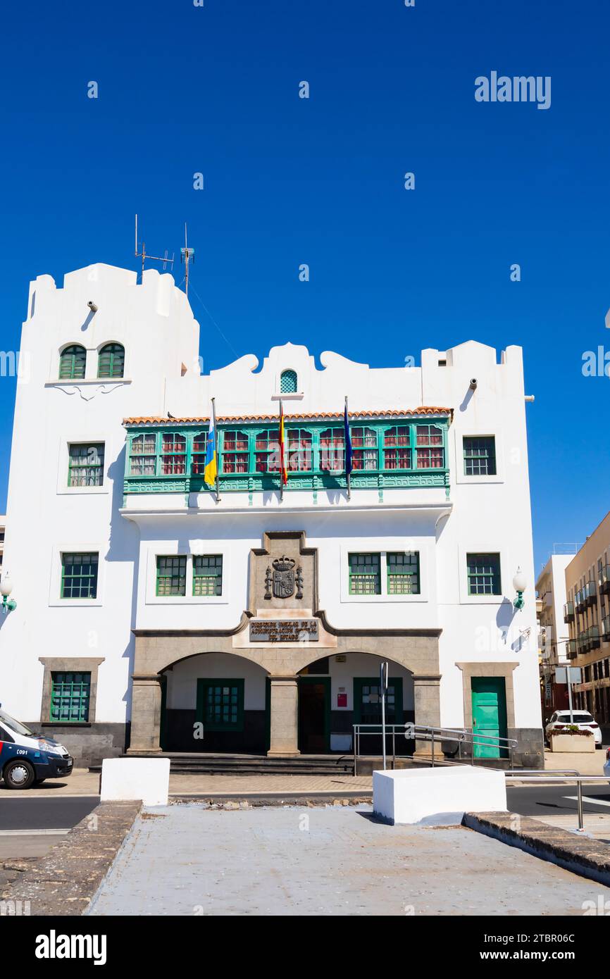 Delegacion del Gobierno Area de Sanidad y Policia Sozialbüro Gebäude. Delegation der lokalen Regierung für die autonome Gemeinde Las Palmas. Absurd Stockfoto