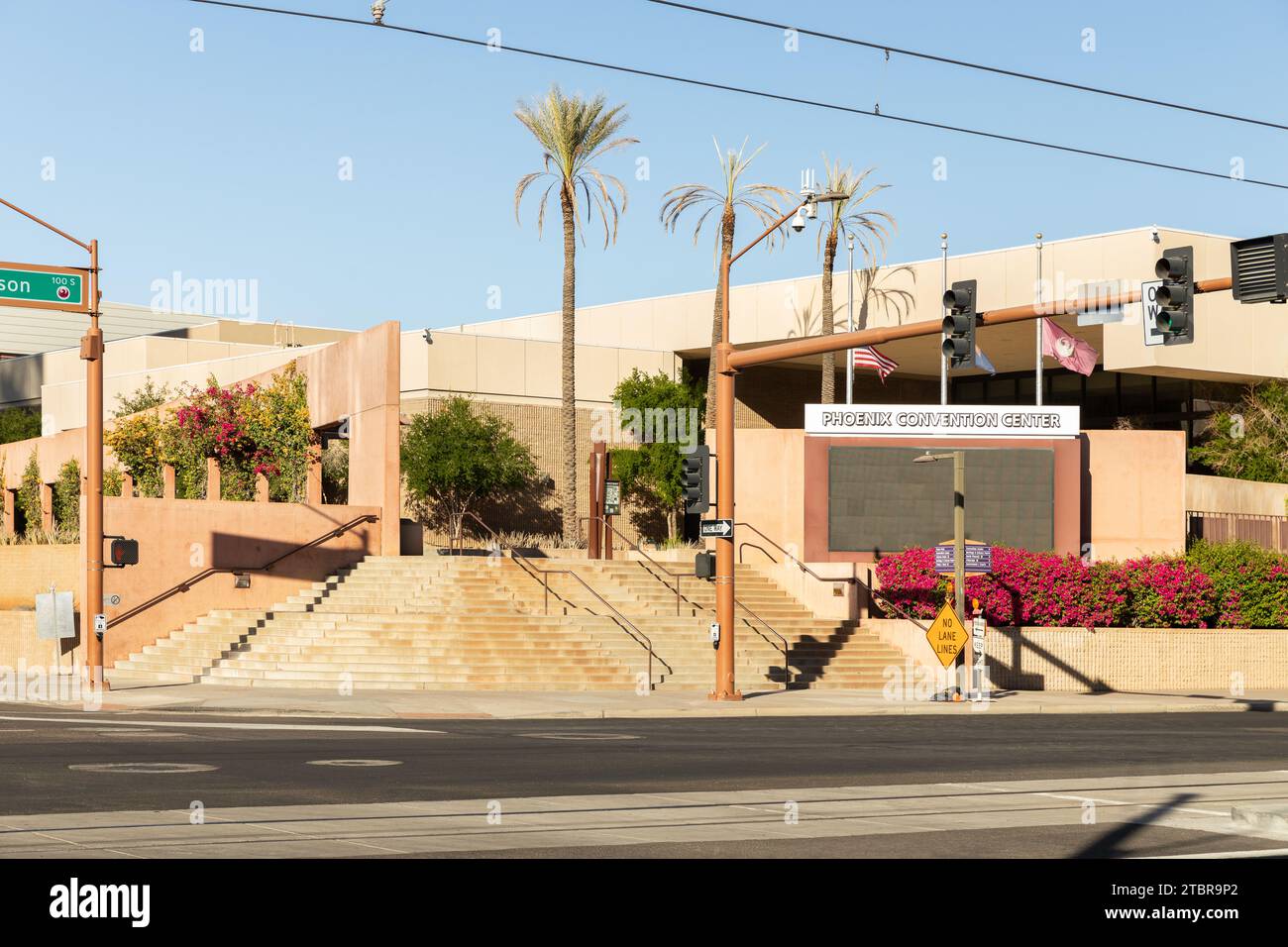 Das Phoenix Convention Center ist ein Veranstaltungsort in der Innenstadt von Phoenix in der Nähe des Baseballstadions Chase Field. Stockfoto