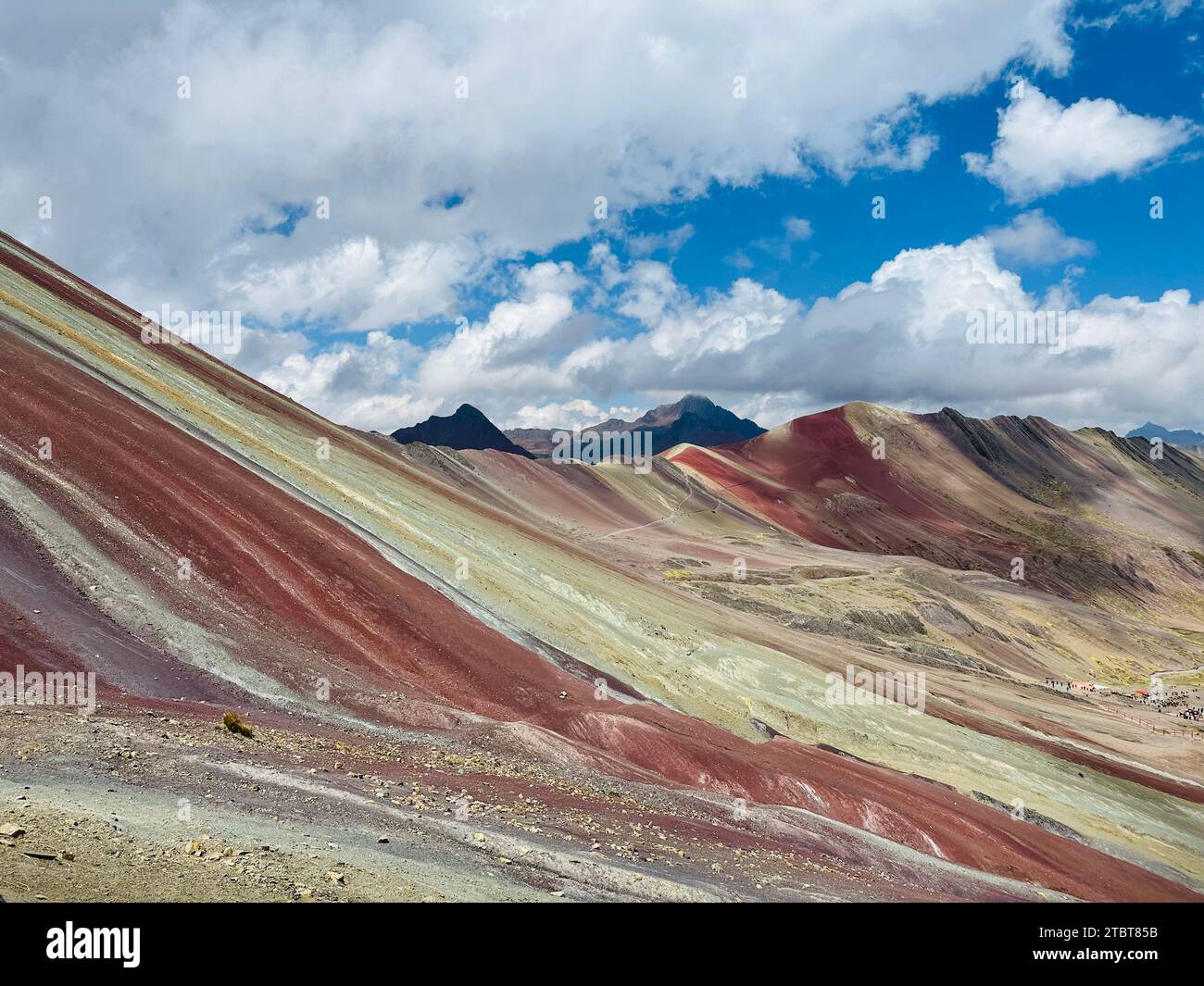 Rainbow Mountain Cusco, Perù. Eine einzigartige farbenfrohe natürliche Schönheit Stockfoto