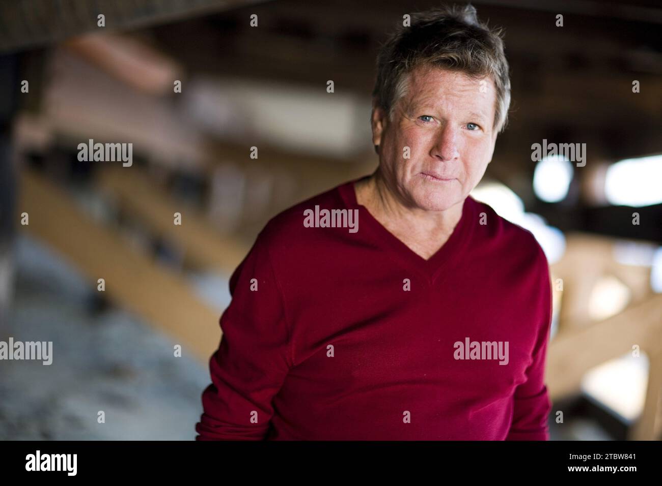 Oktober 2010, Malibu, Kalifornien, USA: RYAN O'NEAL, ein amerikanischer Fernseh- und Filmschauspieler, fotografiert in seinem Strandhaus in Malibu ein Jahr nach dem Tod seiner langjährigen Gefährtin Farrah Fawcett (starb 2009 an Krebs). (Kreditbild: © Diana Mrazikova/ZUMA Wire/ZUMAPRESS.com) NUR REDAKTIONELLE VERWENDUNG! Nicht für kommerzielle ZWECKE! Stockfoto