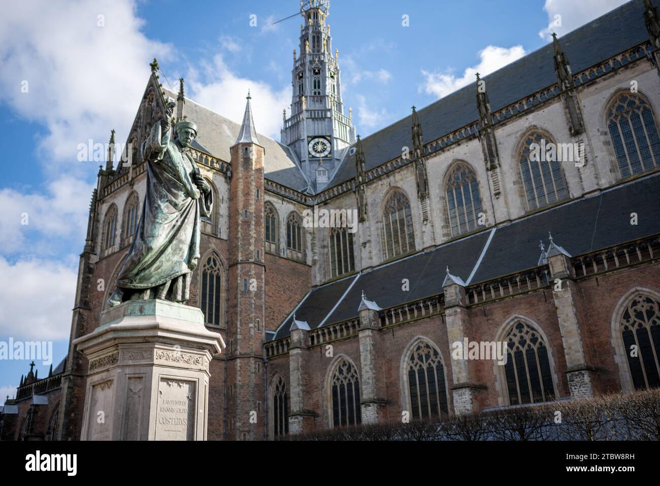 De Grote von St. Bavokerk te Haarlem, die historische Kirche auf dem Hauptplatz Stockfoto