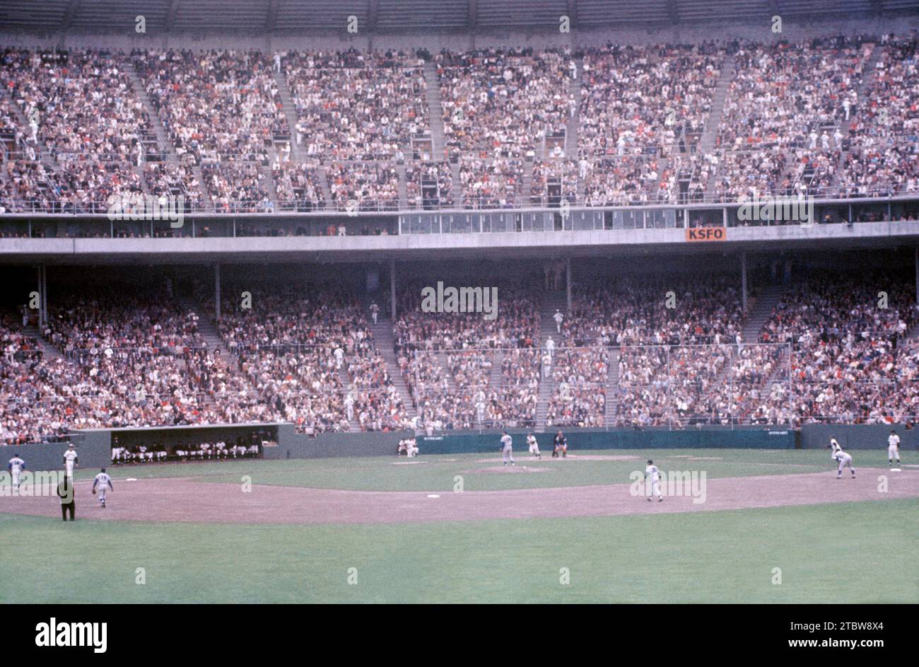 SAN FRANCISCO, KALIFORNIEN – 20. MAI: Allgemeine Ansicht während eines MLB-Spiels zwischen den Los Angeles Dodgers und den San Francisco Giants am 20. Mai 1961 im Candlestick Park in San Francisco, Kalifornien. (Foto: Hy Peskin) Stockfoto
