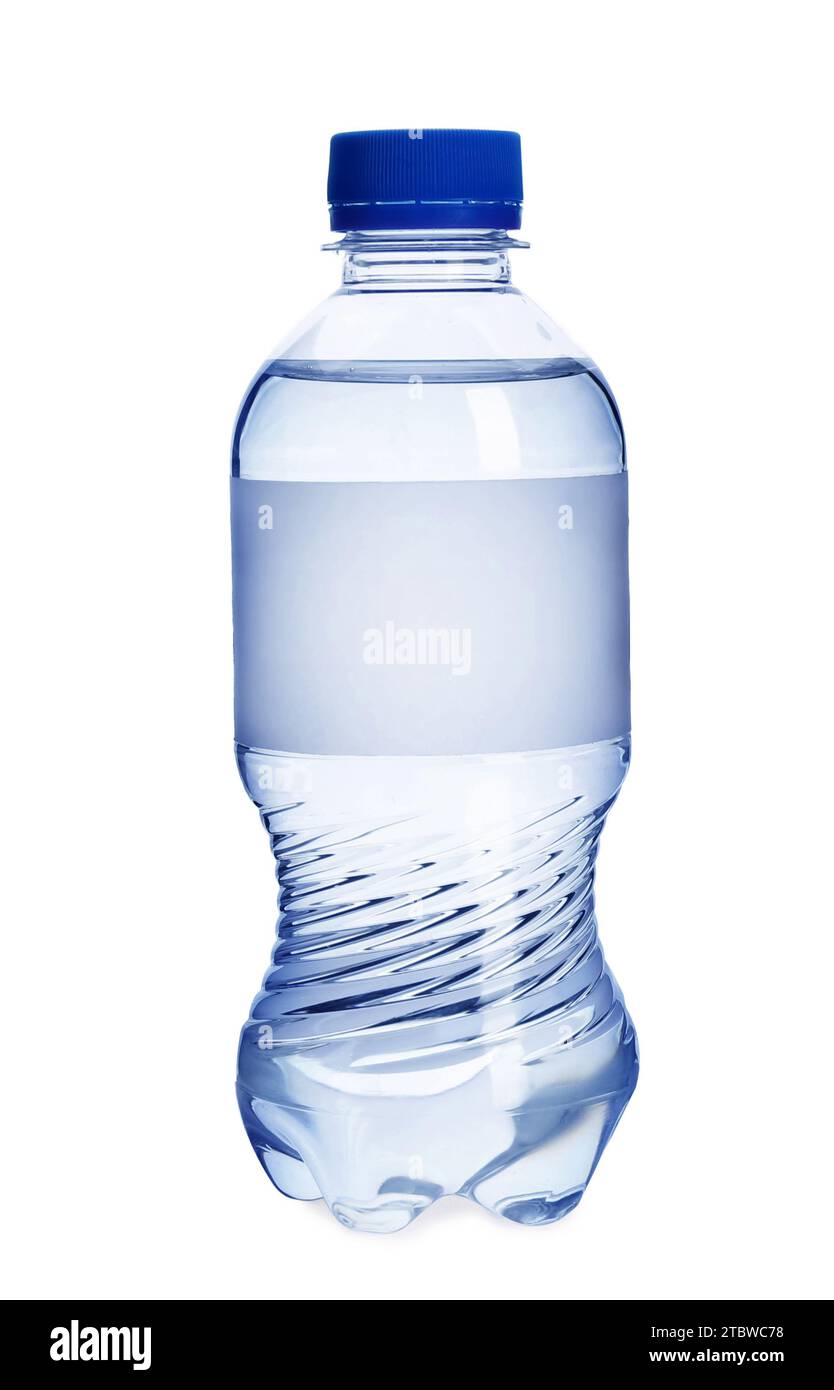 Eine Plastikflasche mit Süßwasser isoliert auf weiß Stockfoto