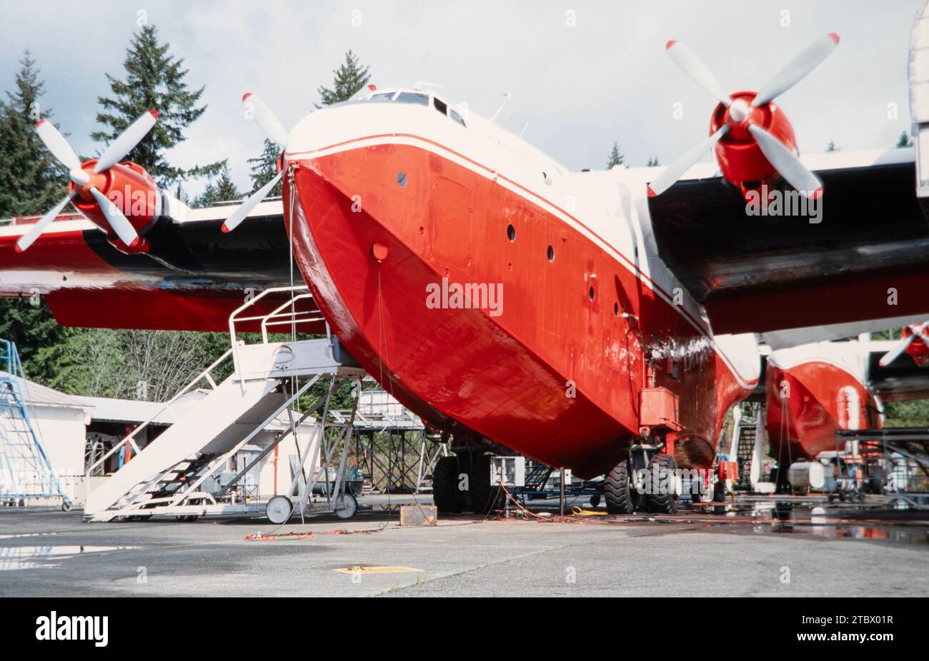 Martin JRM-3 Mars Flying Boat C-FLYK am Sproat Lake in British Columbia, Kanada, 2001. Stockfoto