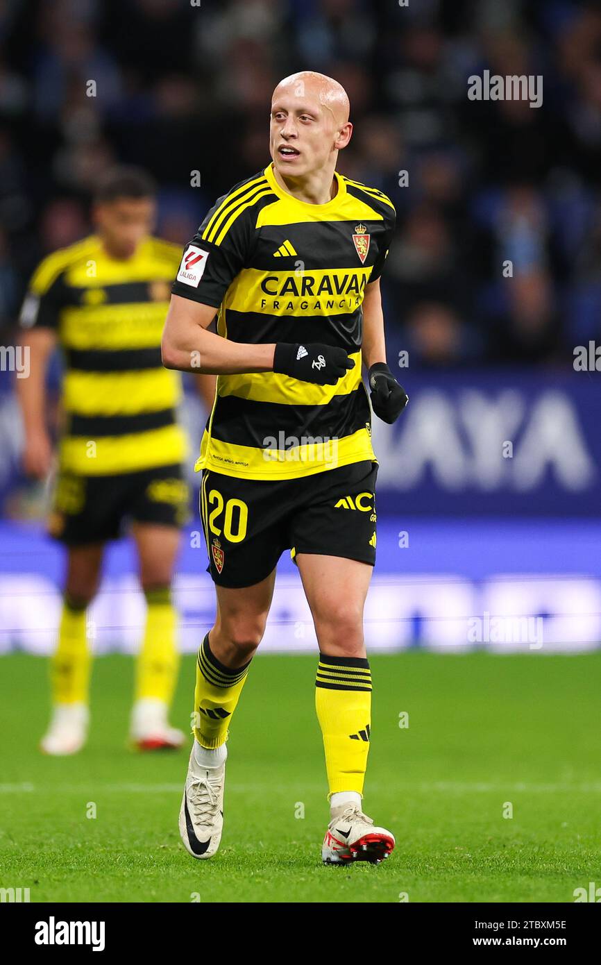 Barcelona, Spanien. Dezember 2023. Victor Mollejo von Real Zaragoza während des spanischen Liga Hypermotion Spiels zwischen RCD Espanyol und Real Zaragoza im Stage Front Stadium in Barcelona am 08. Dezember 2023. Quelle: DAX Images/Alamy Live News Stockfoto