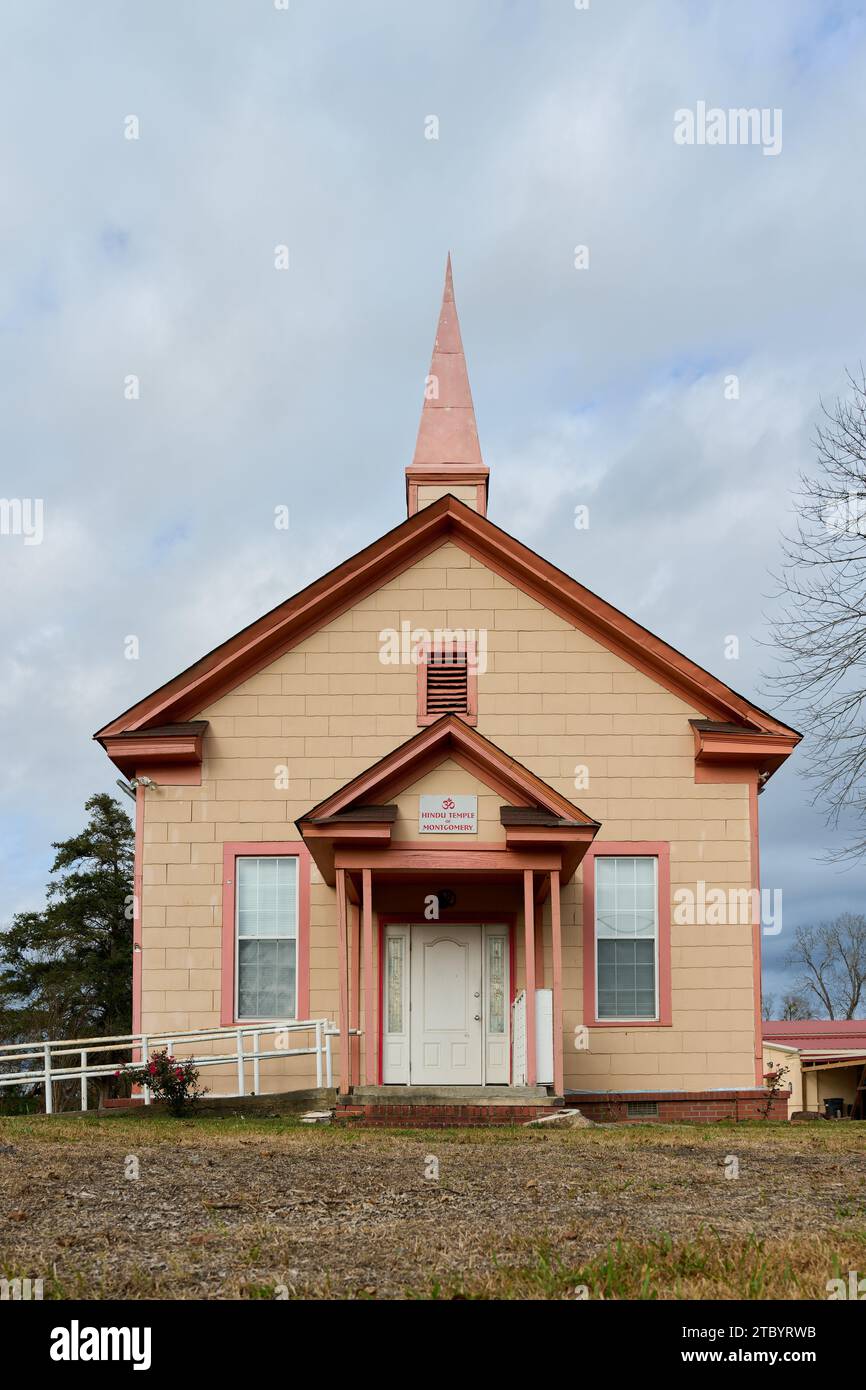 Religiöses Zentrum des Hindutempels in einer umgebauten christlichen Kirche in Pike Road Alabama, USA. Stockfoto