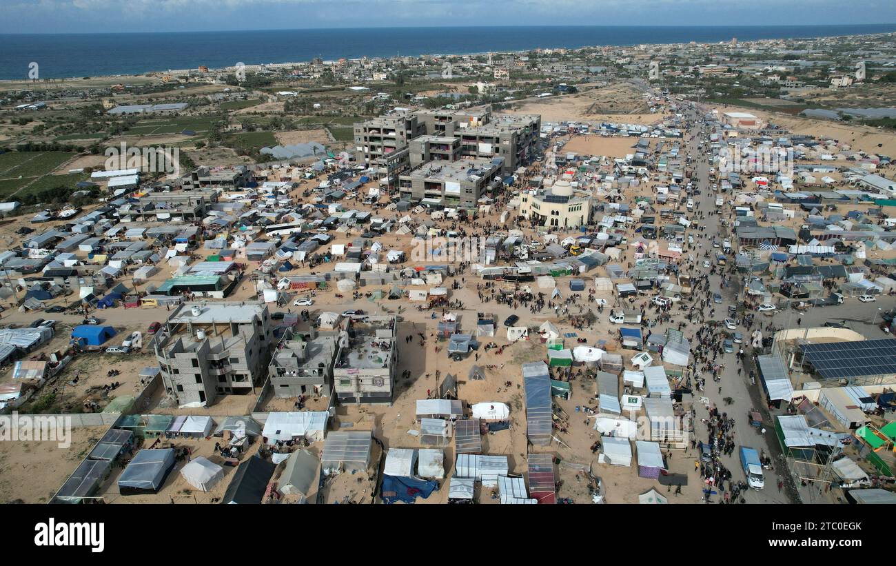 Rafah, Gaza. Dezember 2023. Diese Luftaufnahme zeigt die provisorischen ...