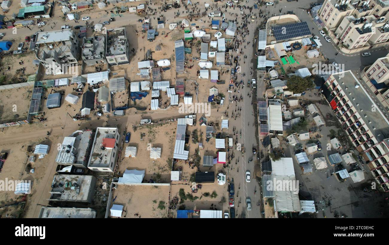 Rafah, Gaza. Dezember 2023. Diese Luftaufnahme zeigt die provisorischen ...