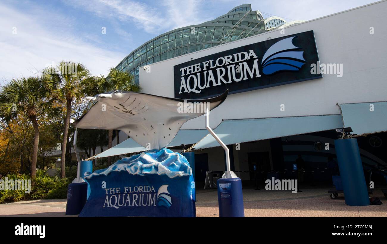 Eintritt zum Florida Aquarium in Tampa, FL - 5. Dezember 2023 Stockfoto