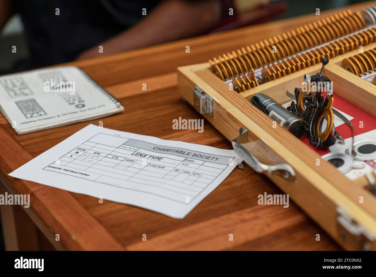 Augendiagramm-Tabelle, gemeinnützige Gesellschaft, Testen des Sehvermögens, Objektivwerkzeuge Stockfoto