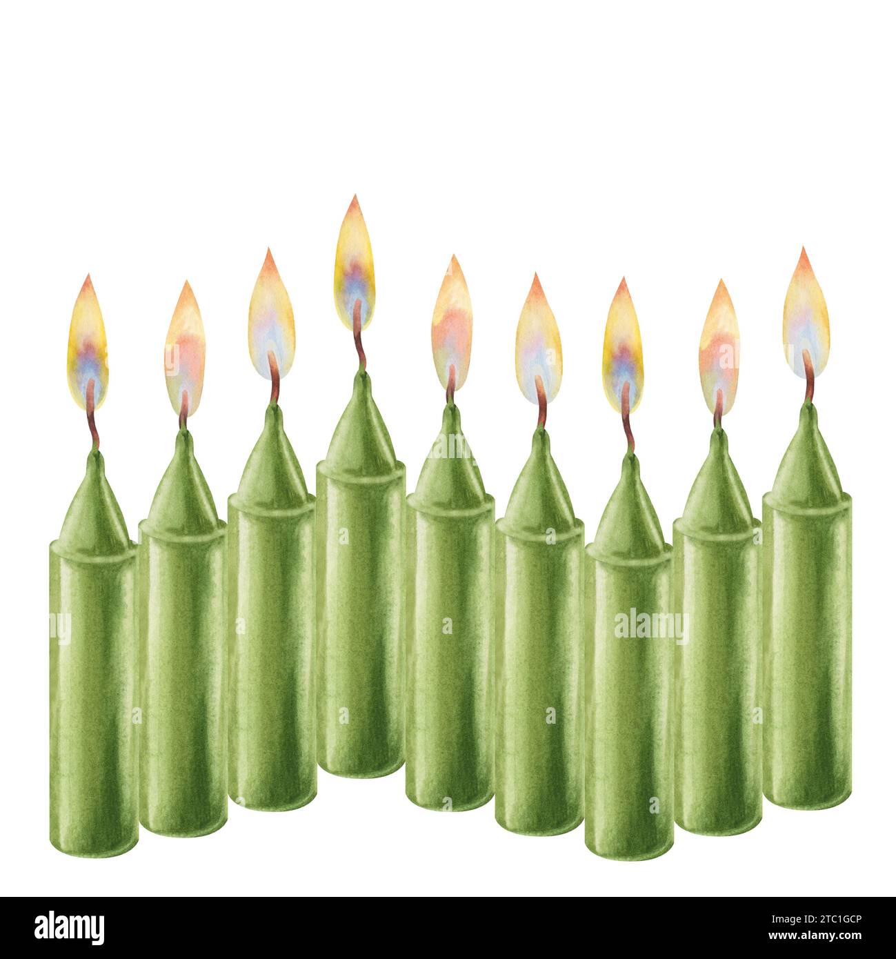 Grüne Kerzen mit Flamme aus Tannenzweigen für Weihnachten, Kerzen, Hochzeit, Geburtstag, Ostern, Magie, Gedenktag, Spa und Urlaub für Invi Stockfoto