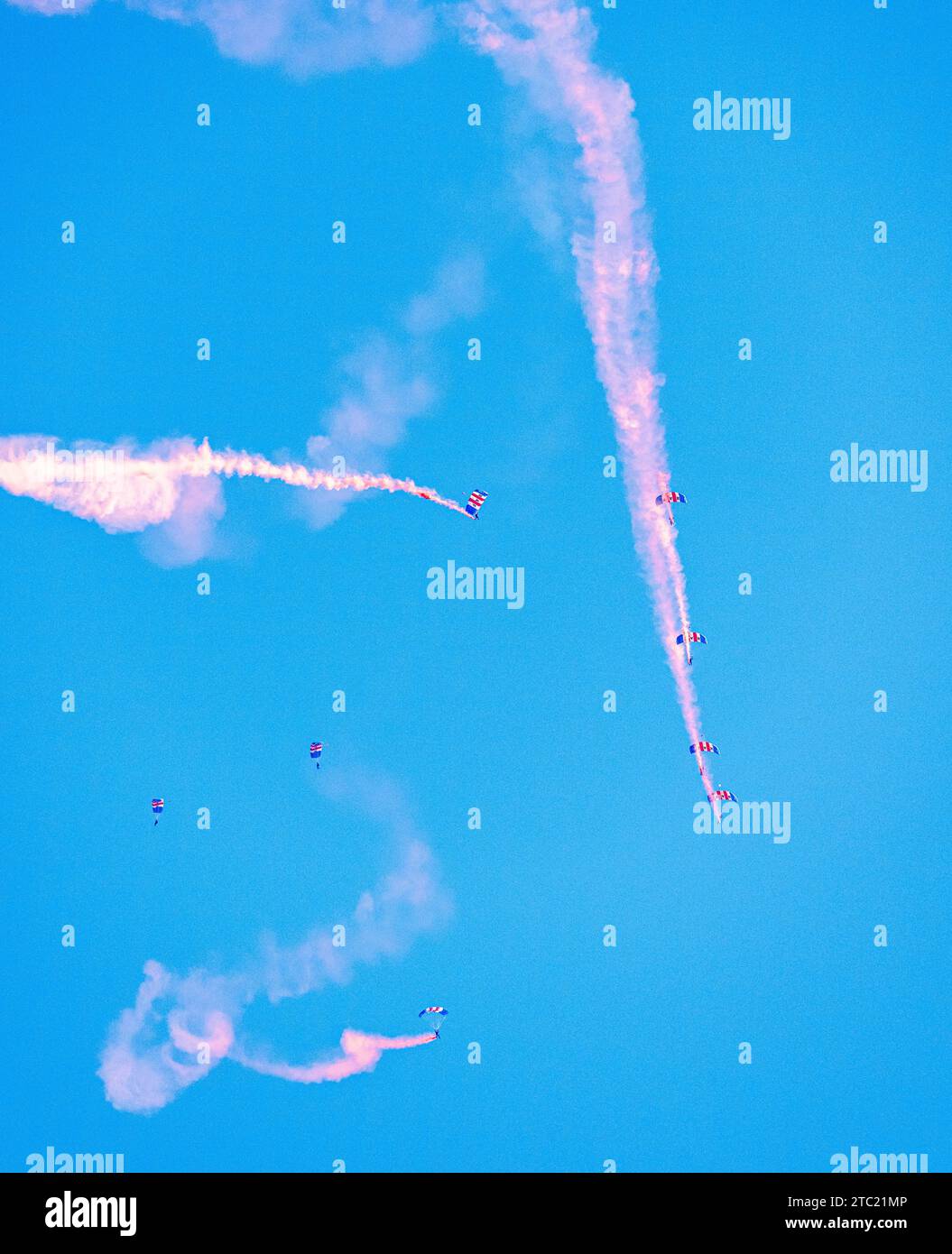 RAF Falcons, Parachute Display Team, Jersey International Airshow Stockfoto