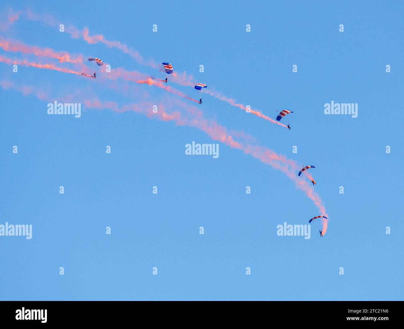 RAF Falcons, Parachute Display Team, Jersey International Airshow Stockfoto