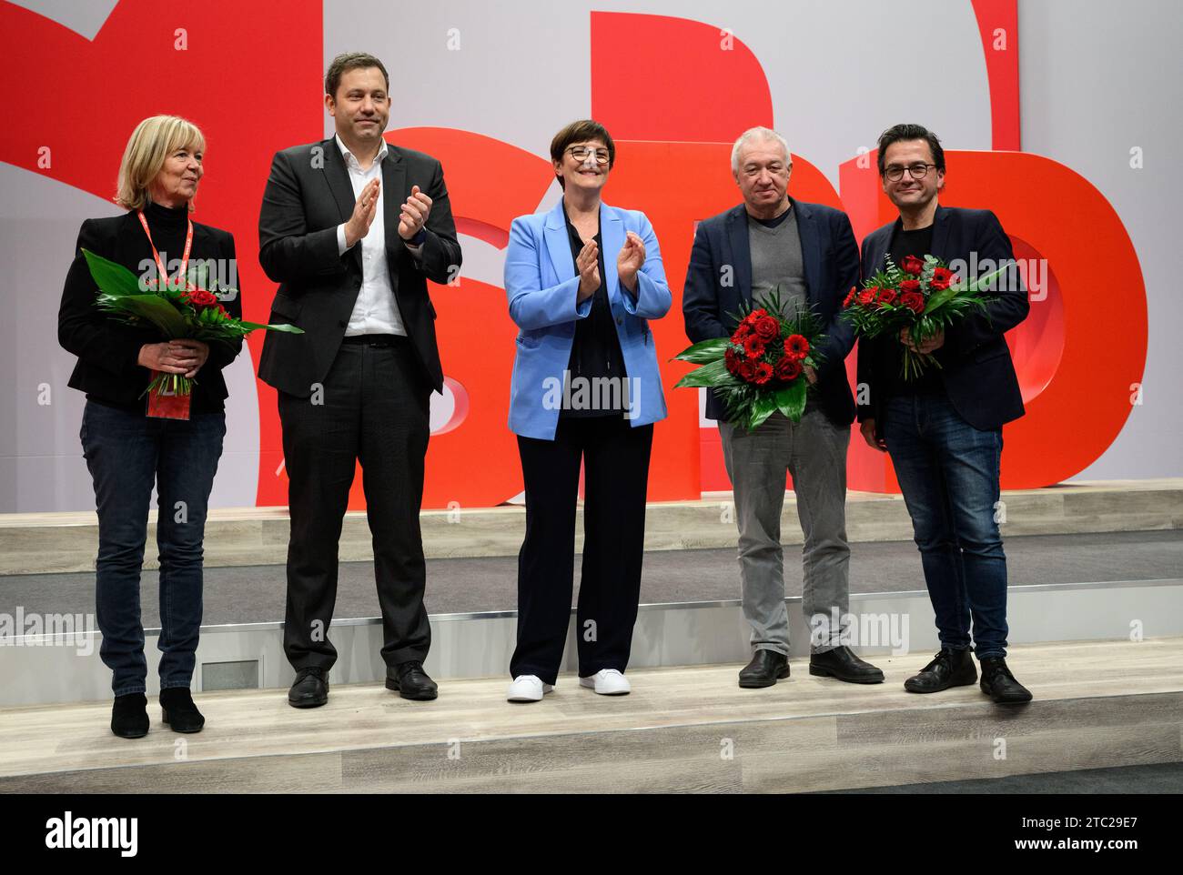 Berlin, Deutschland. Dezember 2023. Lars Klingbeil (2. V. l