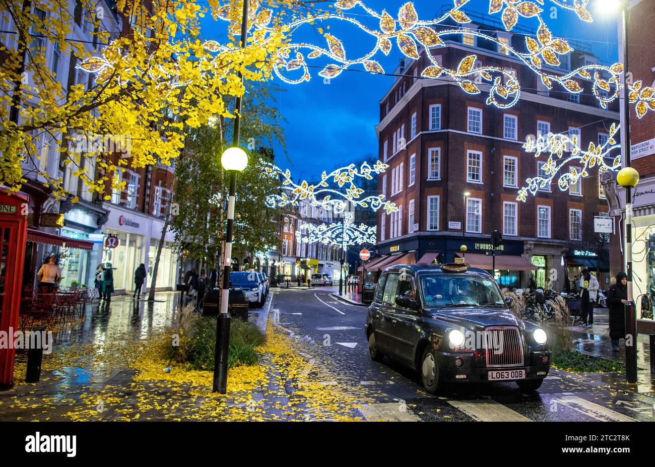 Marylebone High Street in Christmas London Stockfoto