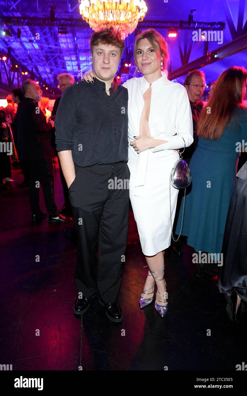 Thomas Schubert und Elena Wolff bei der Verleihung vom Europaeischen Filmpreis / European Film Awards am 9.12.2023 in Berlin Stockfoto