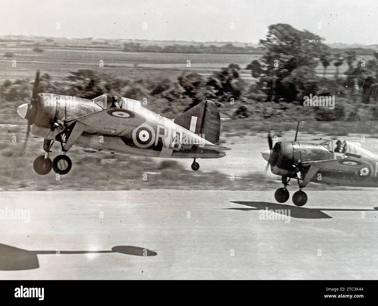 BREWSTER BUFFALO amerikanische Kampfflugzeuge, die Anfang 1941 von der No 67 Squadron RAF vom Flughafen Kallang (heute Singapore International) geflogen wurden Stockfoto