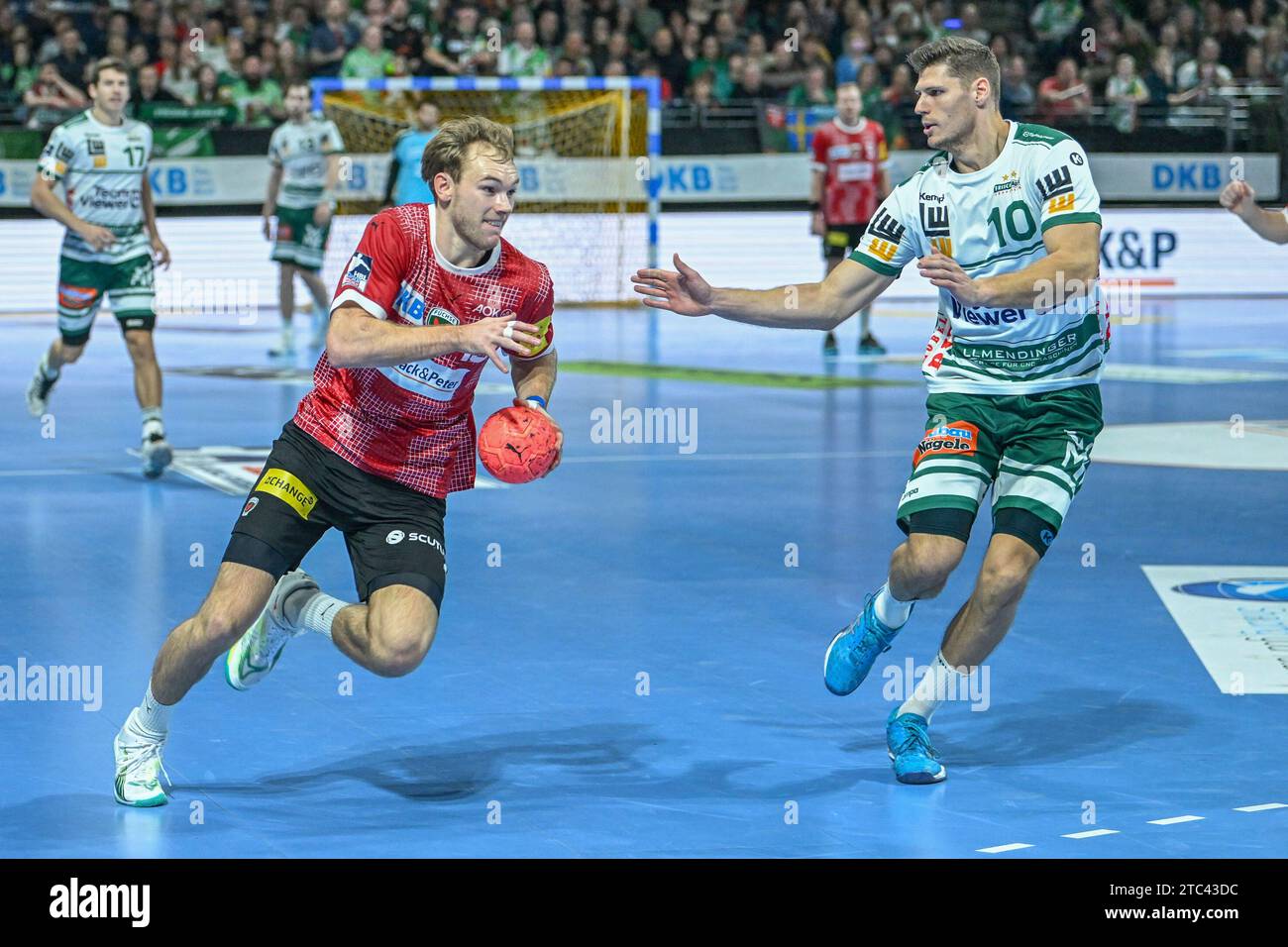 Berlin, Deutschland 10. Dezember 2023: 1. HBL - 2023/2024 - Füchse Berlin vs. Frisch auf Göppingen im Bild: Mathias Gidsel (Füchse Berlin) im Sprint mit Ball Stockfoto