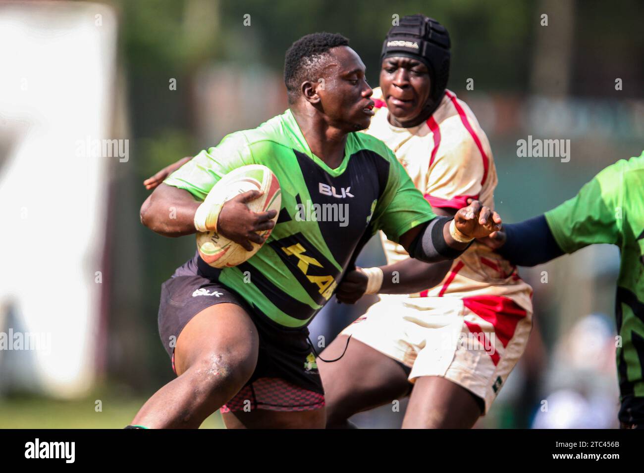 Kabras Sugar Eugene Sifuna im Kampf gegen Undescript während ihres Kenia Cup Rugby Matches am 9. Dezember 2023 im Impala Club Rugby Ground.Ph Stockfoto