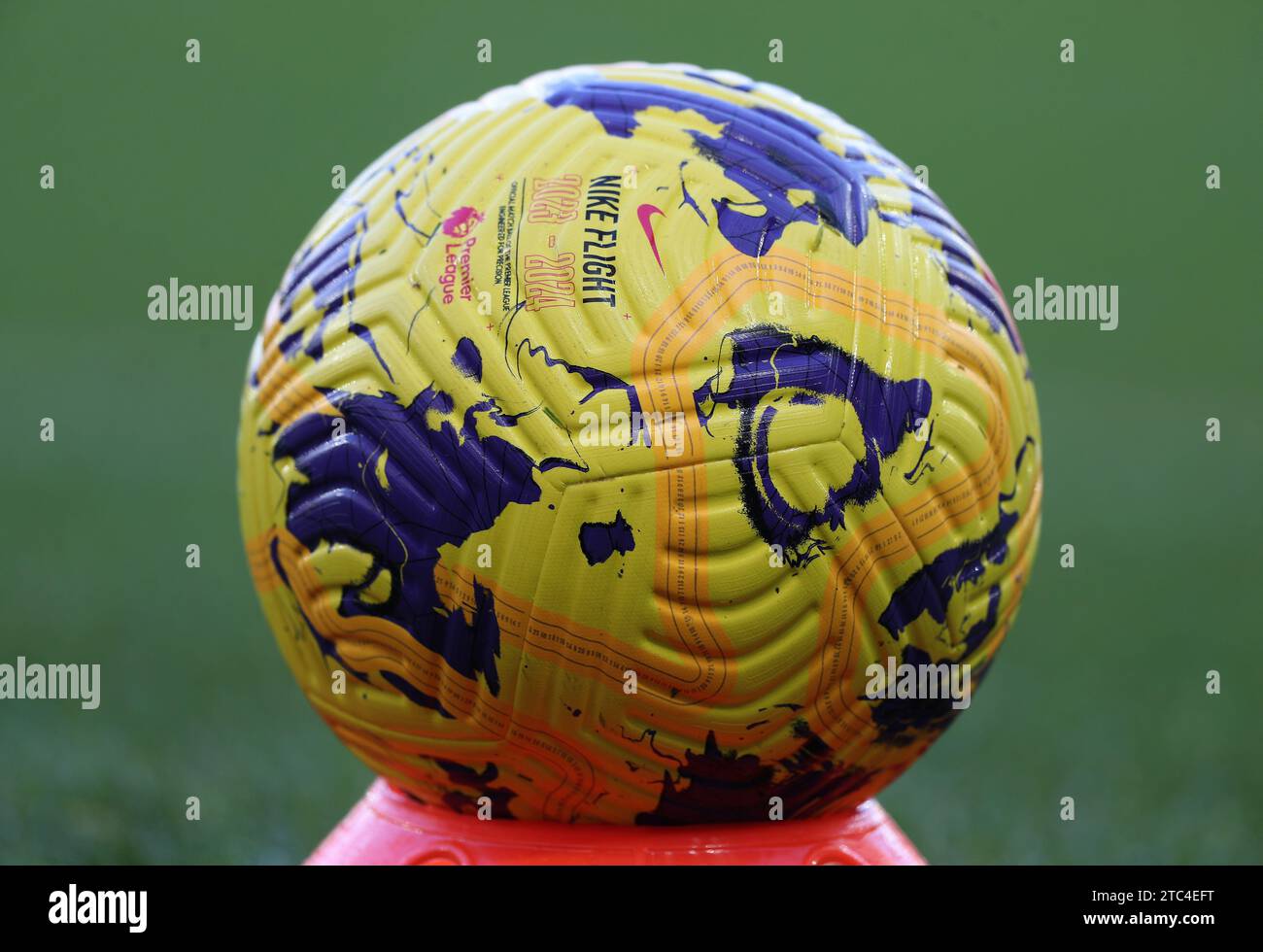 Goodison Park, Liverpool, Großbritannien. Dezember 2023. Premier League Football, Everton gegen Chelsea; der offizielle Premier League Nike Flight Match Ball Credit: Action Plus Sports/Alamy Live News Stockfoto