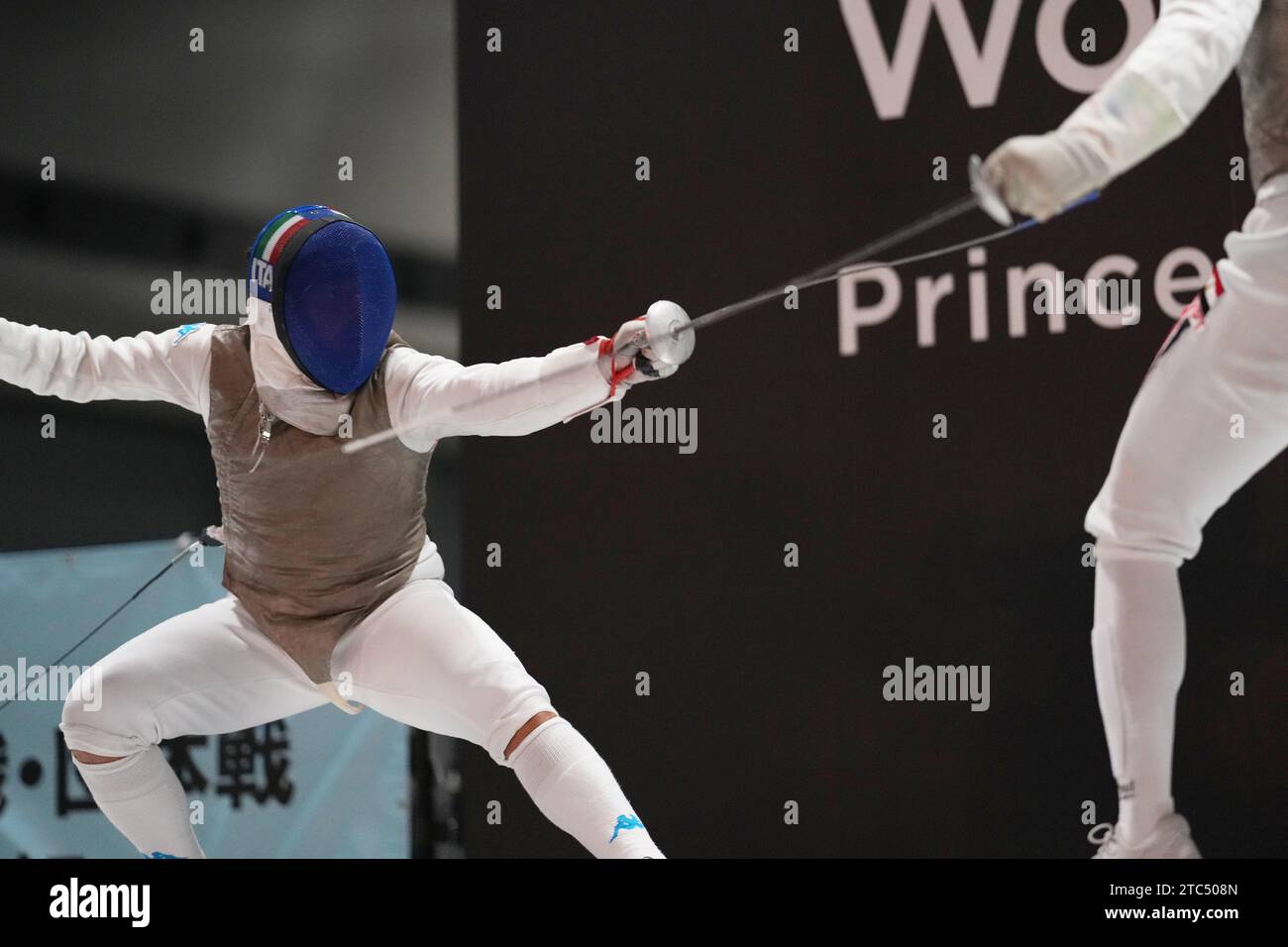 Aichi SKY EXPO, Aichi, Japan. Dezember 2023. Luperi Edoardo (ITA), 9. DEZEMBER 2023 - Fechten : 2023 Fechten World Cup Prince Takamado Trophy Herrenfolie Halbfinale bei Aichi SKY EXPO, Aichi, Japan. Quelle: Naoki Morita/AFLO SPORT/Alamy Live News Stockfoto