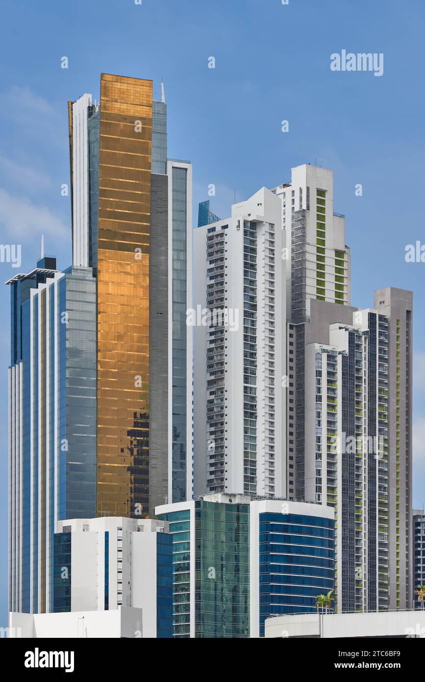 Blick auf die modernen Gebäude in Panama City, Republik Panama, Mittelamerika. Stockfoto