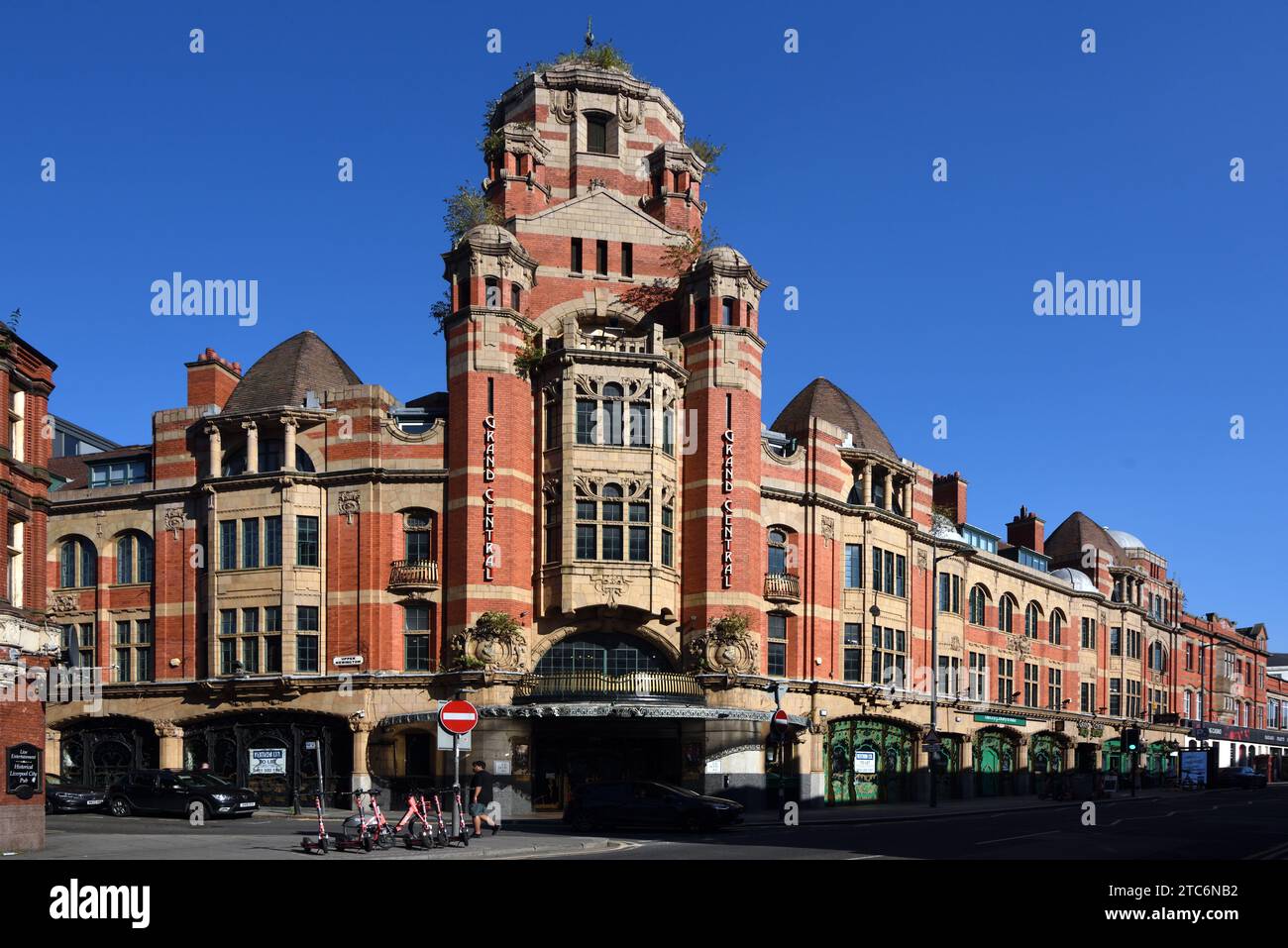 Hauptfassade der Grand Central Hall im Jugendstil (1905) von Bradshaw Gass Liverpool England UK Stockfoto