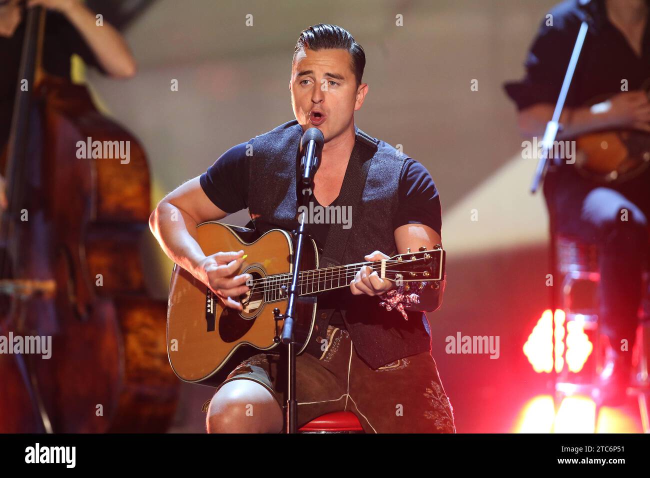 Saenger Andreas Gabalier AUT - ZDF Show Willkommen bei Carmen Nebel aus dem Velodrom in Berlin - Fotografiert am 20.05.2017 *** Saenger Andreas Gabalier AUT ZDF Show Willkommen bei Carmen Nebel aus dem Velodrom in Berlin fotografiert am 20 05 2017 Pressebuero Schroedter Credit: Imago/Alamy Live News Stockfoto