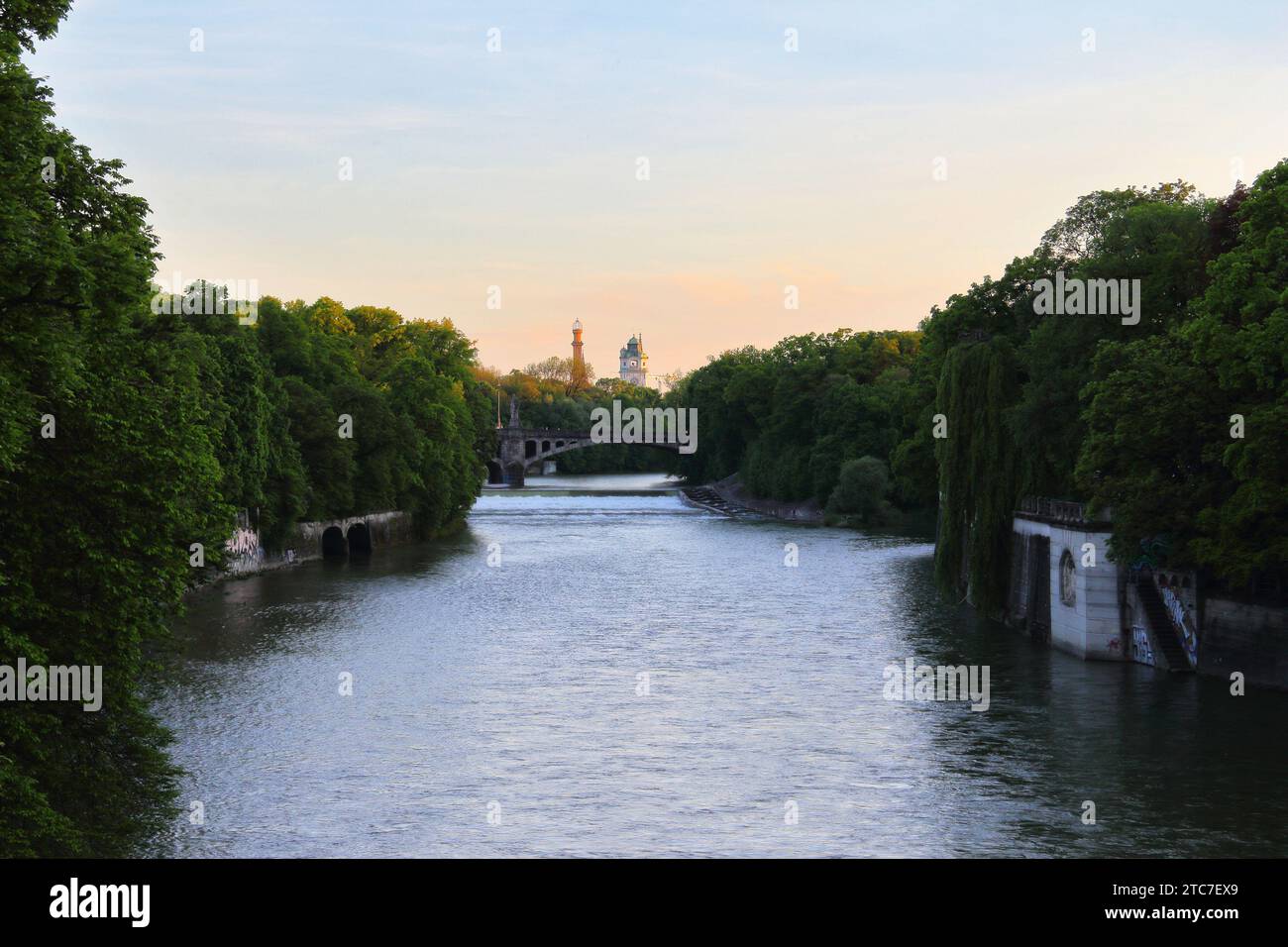 Die Stadt München in Bayern zeigt eine lebendige urbane Natur Stockfoto