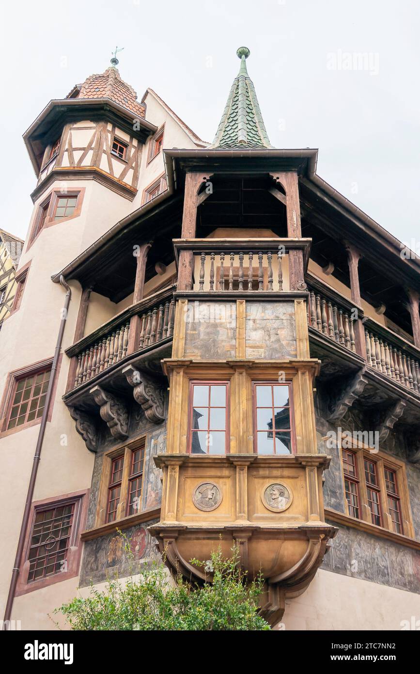 Colmar, Frankreich, 23. Juli 2023. Maison Pfister, Mittelalter Eckhaus in der Mitte Stockfoto