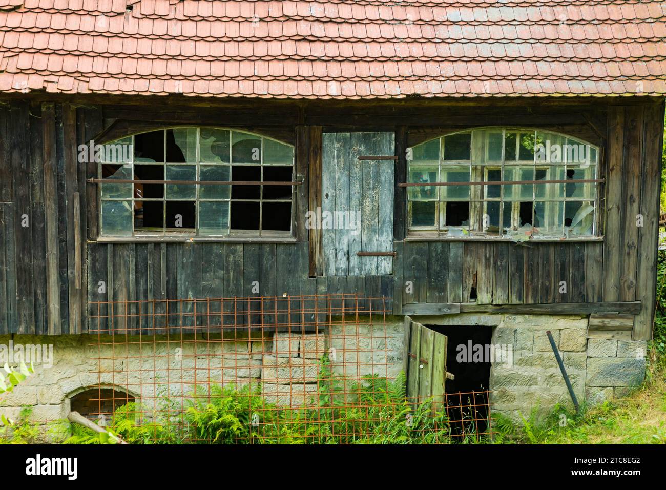 Malerischer Verfall eines Schuppenhauses im Kurort Rathen Stockfoto