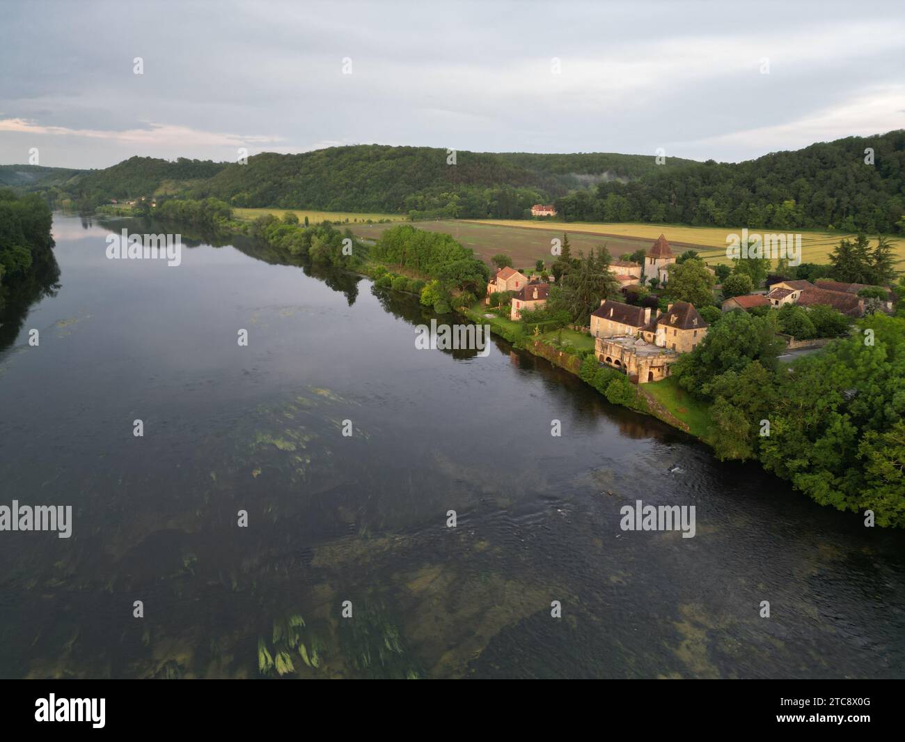 Schloss lalinde Fotos und Bildmaterial in hoher Auflösung Alamy