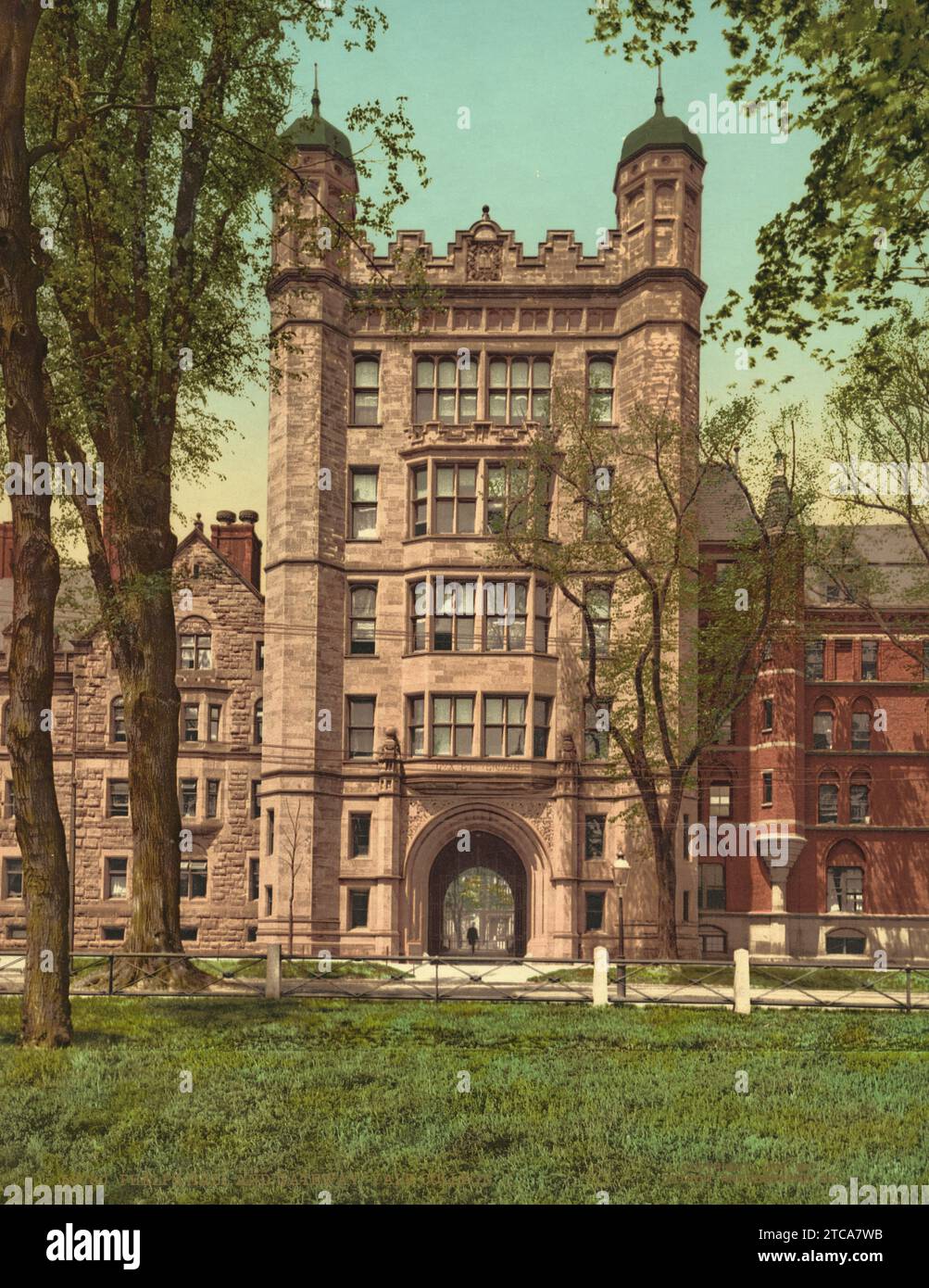 Phelps Hall and Gateway, Yale University, New Haven, Connecticut 1901. Stockfoto