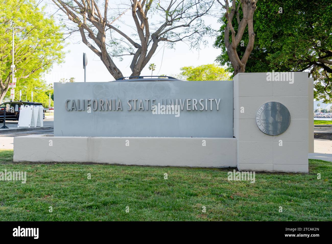 Das Grundschild der California State University in Long Beach, Kalifornien, USA Stockfoto