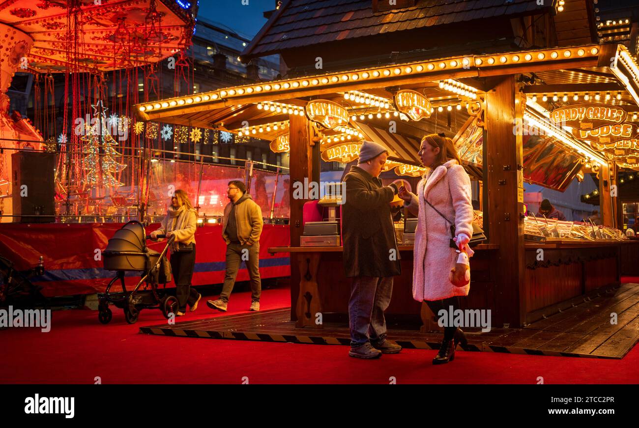 Glasgows „Winterfest“ am George Square, Glasgow, Schottland Stockfoto