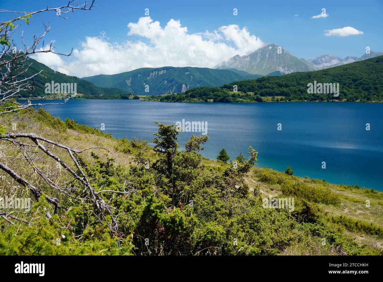 See Campotosto, Gran Sasso und Nationalpark Monti della Laga, Provinz L'Aquila, Region Abruzzen, Italien Stockfoto