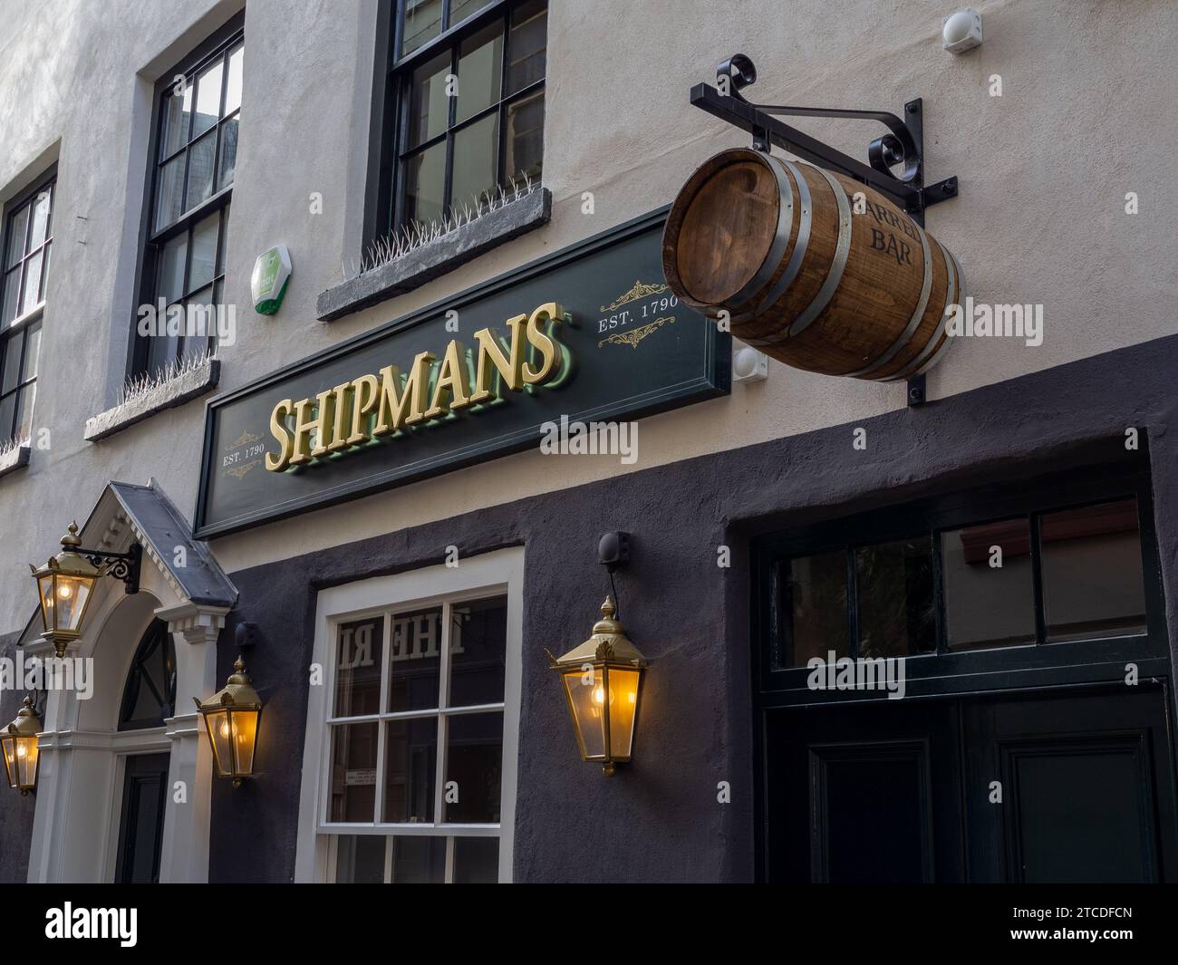 Shipmans Pub, Northampton, Großbritannien; ein historischer Pub aus den 17oos, der 2022 nach langer Schließung wieder eröffnet wurde. Stockfoto