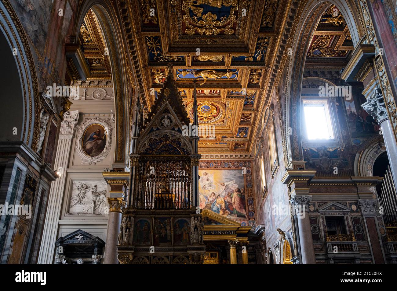 Rom, Italien - 9. August 2022: Basilika di San Giovanni in Laterano Stockfoto